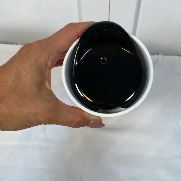 Polar Bear & Penguin To Go Coffee Team Mug with lid - Travel Mug - Christmas - Picture 4 of 6